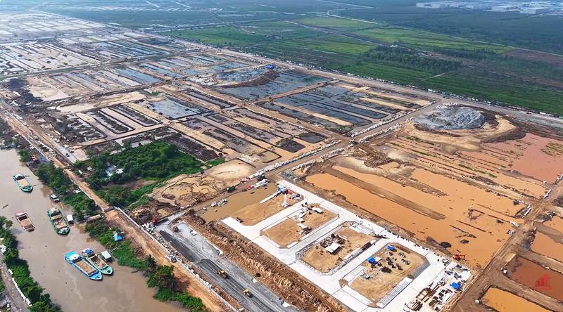 Ảnh flycam công trường Vinhomes Saigon Park tháng 7/2026: san lấp, làm hạ tầng, kênh